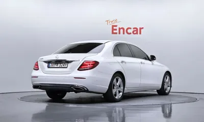Mercedes-Benz E-Class 2018, 118172 км, за 19000000 KRW - фото 2