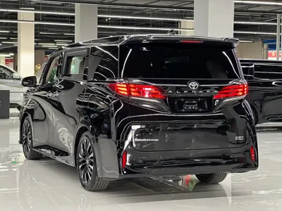 Toyota Alphard 2024, 28000 км, за 878000 CNY - фото 6