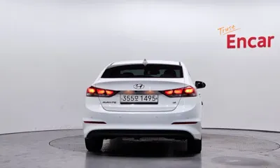 Hyundai Avante 2018, 125110 км, за 8800000 KRW - фото 4
