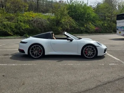 Porsche 911 2023, 38117 км, за 190000000 KRW