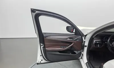 BMW 5-Series 2018, 124225 км, за 20500000 KRW - фото 24