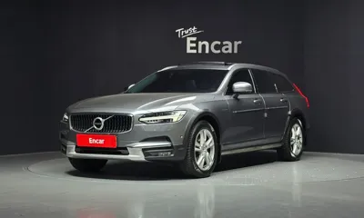 Volvo V90 · 2018 год