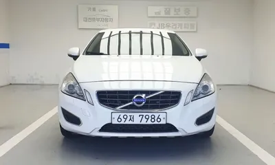 Volvo S60 2012, 277800 км, за 3400000 KRW