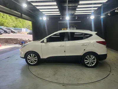 Hyundai Tucson 2012, 180198 км, за 4000000 KRW