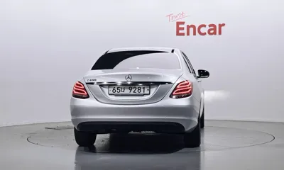 Mercedes-Benz C-Class 2018, 129877 км, за 13300000 KRW