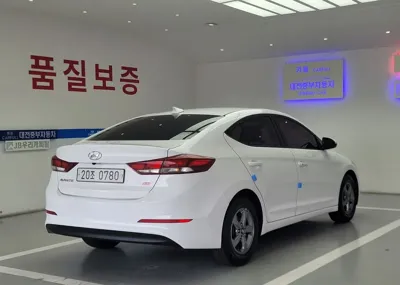 Hyundai Avante 2016, 77948 км, за 9800000 KRW - фото 2