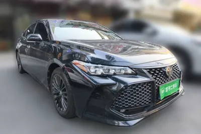 Toyota Avalon 2019, 92200 км, за 102526.97 CNY