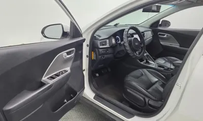Kia Niro 2017, 95861 км, за 13000000 KRW - фото 10