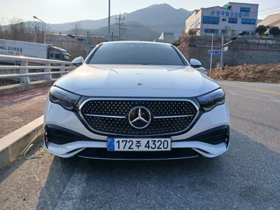 Mercedes-Benz E-Class · 2025 год