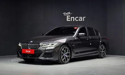 BMW 5-Series · 2023 год