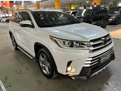 Toyota Highlander 2020, 70000 км, за 145800 CNY