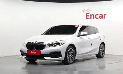 BMW 1-Series · 2022 год