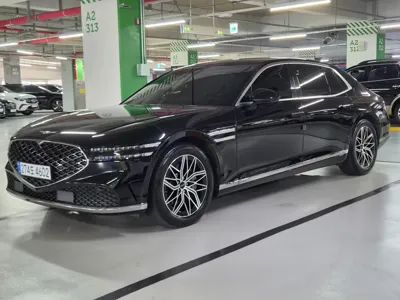 Genesis G90 · 2022 год