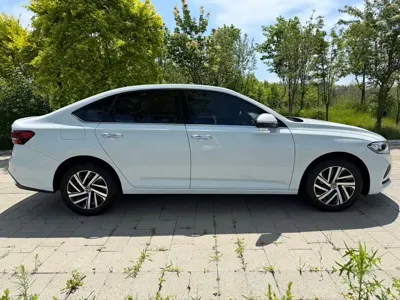 Volkswagen Lavida 2023, 45000 км, за 83800 CNY - фото 11