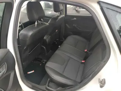Ford Focus 2015, 119000 км, за 13799 CNY - фото 8