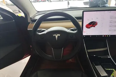 Tesla Model 3 2019, 75800 км, за 109535.68 CNY - фото 23