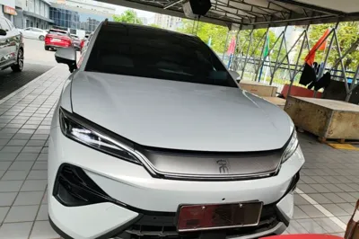 BYD Song Ultra EV 2026, 2700 км, за 189799.3 CNY