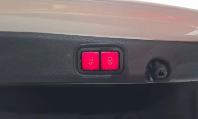 Mercedes-Benz E-Class 2019, 81929 км, за 25300000 KRW - фото 32
