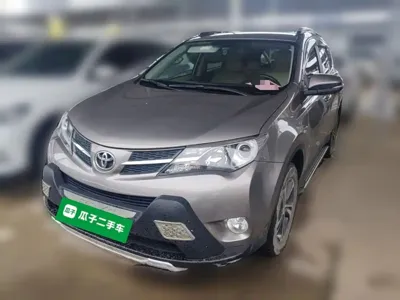 Toyota RAV4 · 2014 год