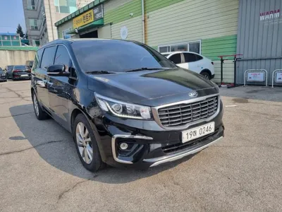 Kia Canival 2019, 162176 км, за 45240000 KRW