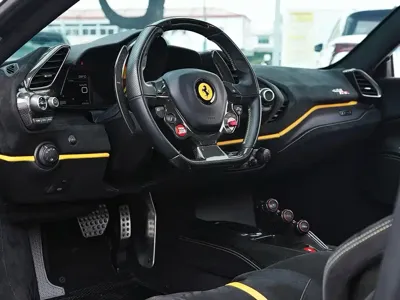 Ferrari 488 2019, 24000 км, за 4597700 CNY - фото 16