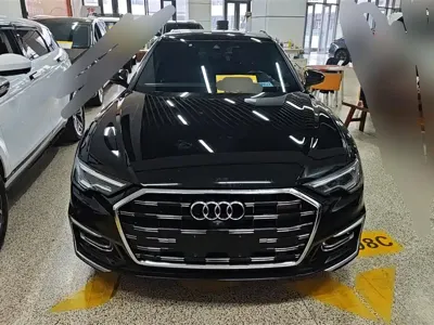 Audi A6L 2023, 101600 км, за 230000 CNY