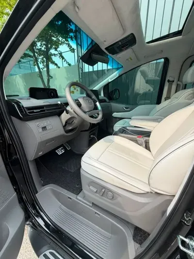 Hyundai Staria 2025, 7500 км, за 65000000 KRW - фото 9