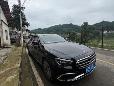 Mercedes-Benz E-Class 2023, 69000 км, за 248800 CNY