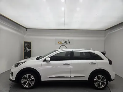 Kia Niro 2022, 260000 км, за 12900000 KRW - фото 2