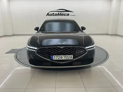 Genesis G90 · 2022 год