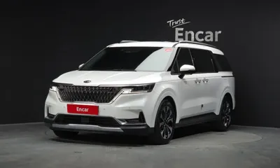 Kia Canival · 2021 год