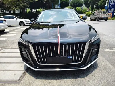Hongqi Hongqi H5 2023, 18000 км, за 77000 CNY