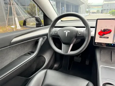 Tesla Model Y 2023, 33000 км, за 126800 CNY - фото 6