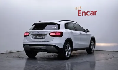 Mercedes-Benz GLA-Class 2018, 52371 км, за 17800000 KRW