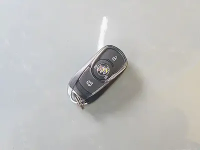 Buick Verano 2023, 17800 км, за 61800 CNY - фото 20