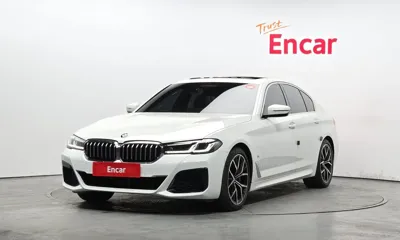 BMW 5-Series · 2021 год