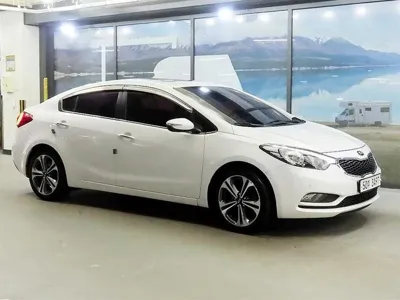 Kia K3 · 2015 год