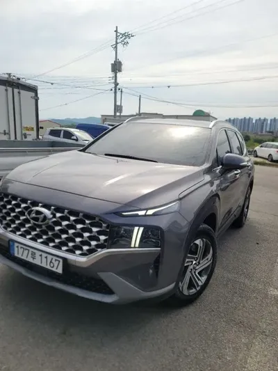 Hyundai Santafe 2023, 50010 км, за 27500000 KRW