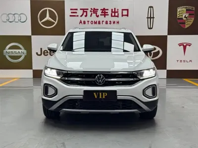 Volkswagen T-Roc 2023, 18000 км, за 129800 CNY