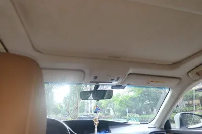 Lexus ES 2015, 81400 км, за 98051.52 CNY - фото 18
