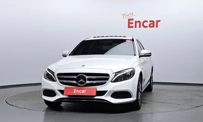 Mercedes-Benz C-Class 2018, 108122 км, за 18100000 KRW