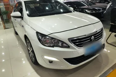 Peugeot 408 2016, 65000 км, за 38082.4 CNY