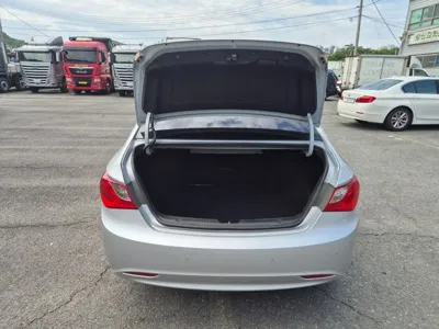 Hyundai Sonata 2012, 146000 км, за 3400000 KRW - фото 14