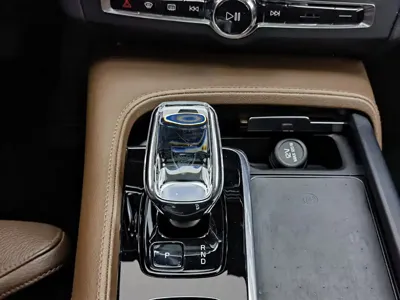 Volvo S90 2023, 59000 км, за 157800 CNY - фото 13