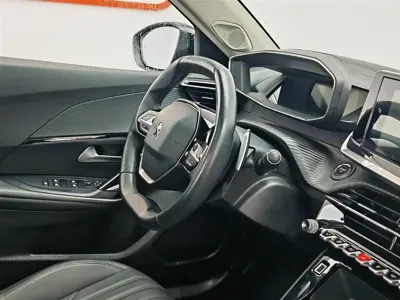 Peugeot 2008 2021, 98500 км, за 38900 CNY - фото 22