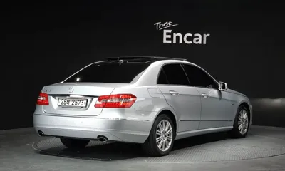 Mercedes-Benz E-Class 2012, 105773 км, за 6500000 KRW
