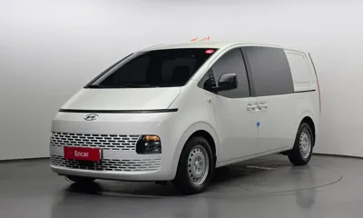 Hyundai Staria · 2022 год