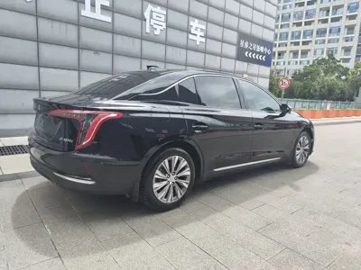 Hongqi Hongqi E-QM5 2025, 13000 км, за 83500 CNY - фото 6