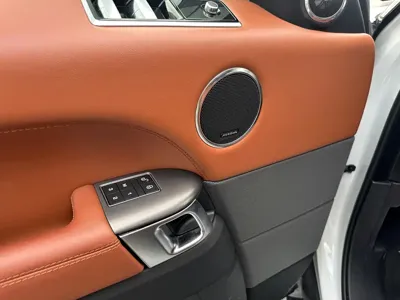 Land Rover Sport 2019, 90000 км, за 299800 CNY - фото 5