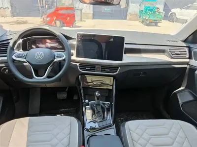 Volkswagen Tayron 2022, 17000 км, за 192000 CNY - фото 3